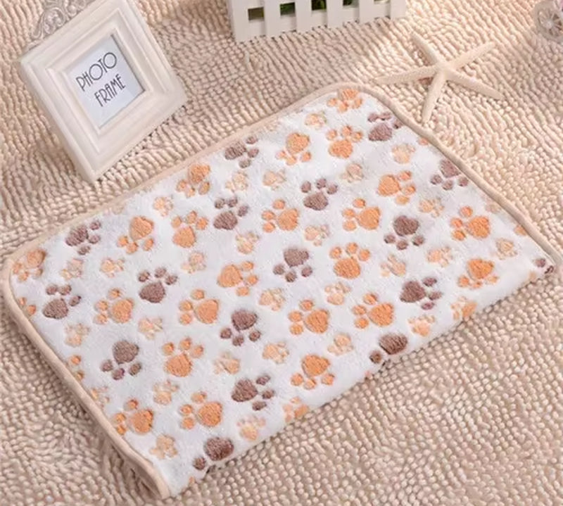 3 Sizes Cute Warm Pet Bed Mat Cover Towel Handcrafted Cat Dog Fleece Soft Blanket for Small Medium Large Dogs Puppy Pet Supplies